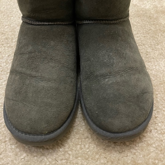 UGG Australia Classic Short Boots Size 8 Color Grey - Picture 3 of 10